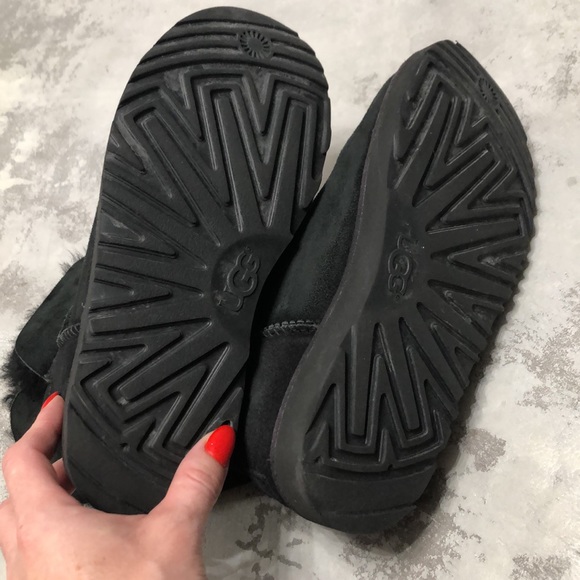 UGG winter shoes 💣. Size 5 - Picture 5 of 7